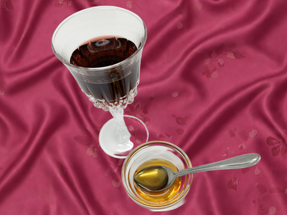 【超簡単！】ホット“いちごハーブ”ワイン